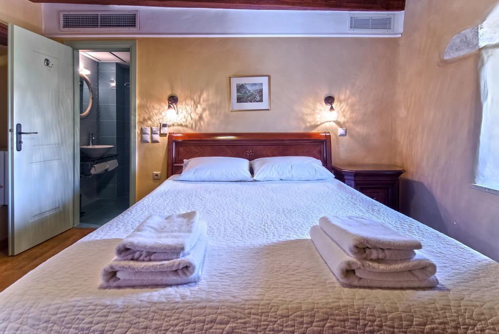 Petropoulakis Tower Hotel Gythio Ngoại thất bức ảnh